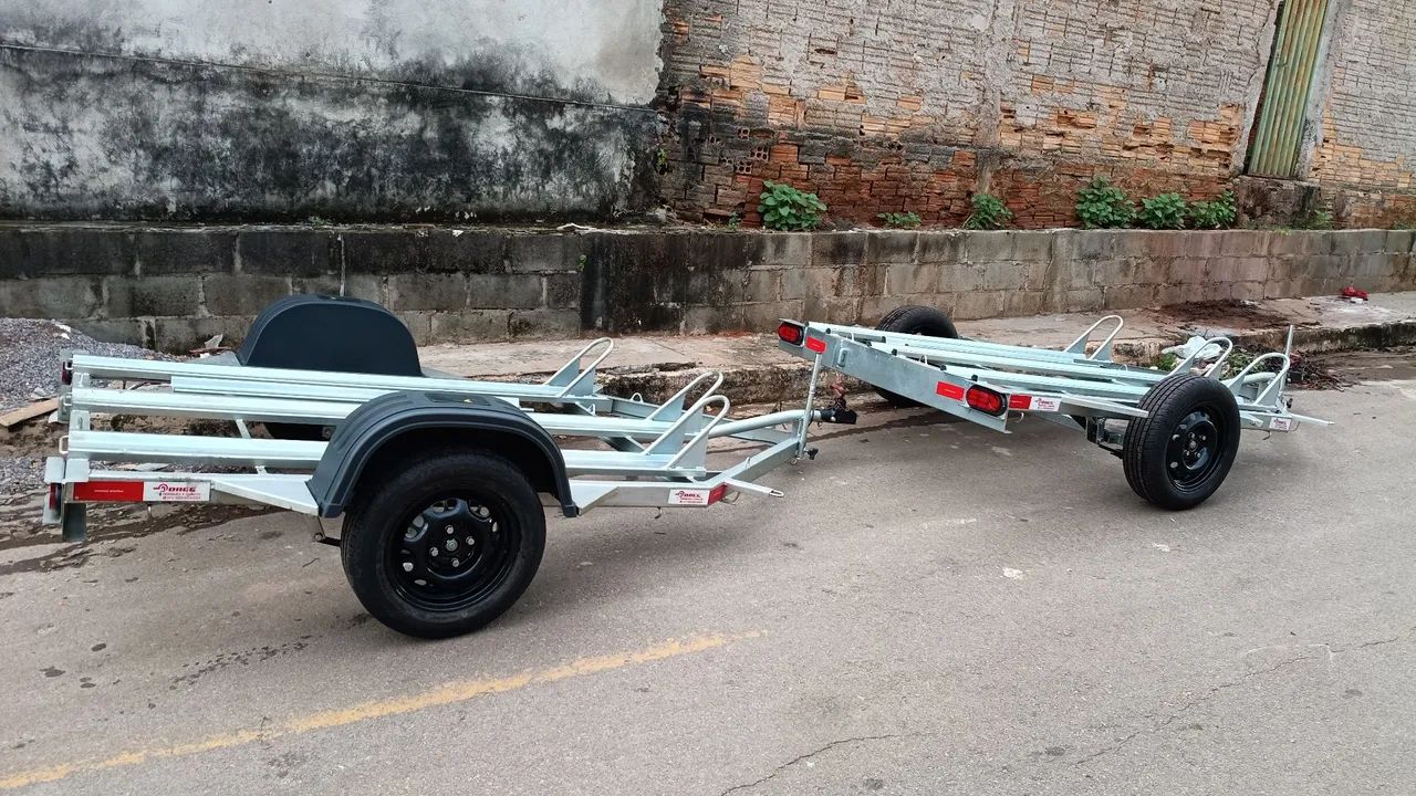 Carretinha para levar 3 motos