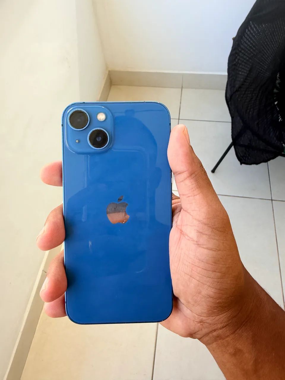 iPhone 13 azul 128GB - bateria 95% - Celulares e Smartphones