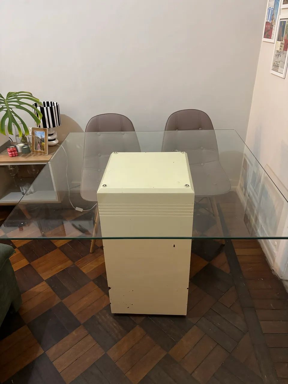 Mesa de jantar de vidro