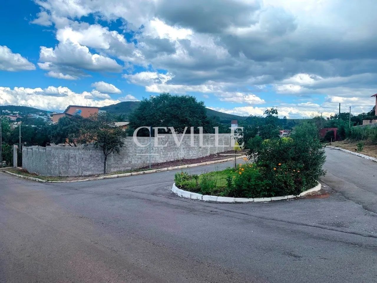Lote de Esquina à Venda no Vale do Sol - Foto 2
