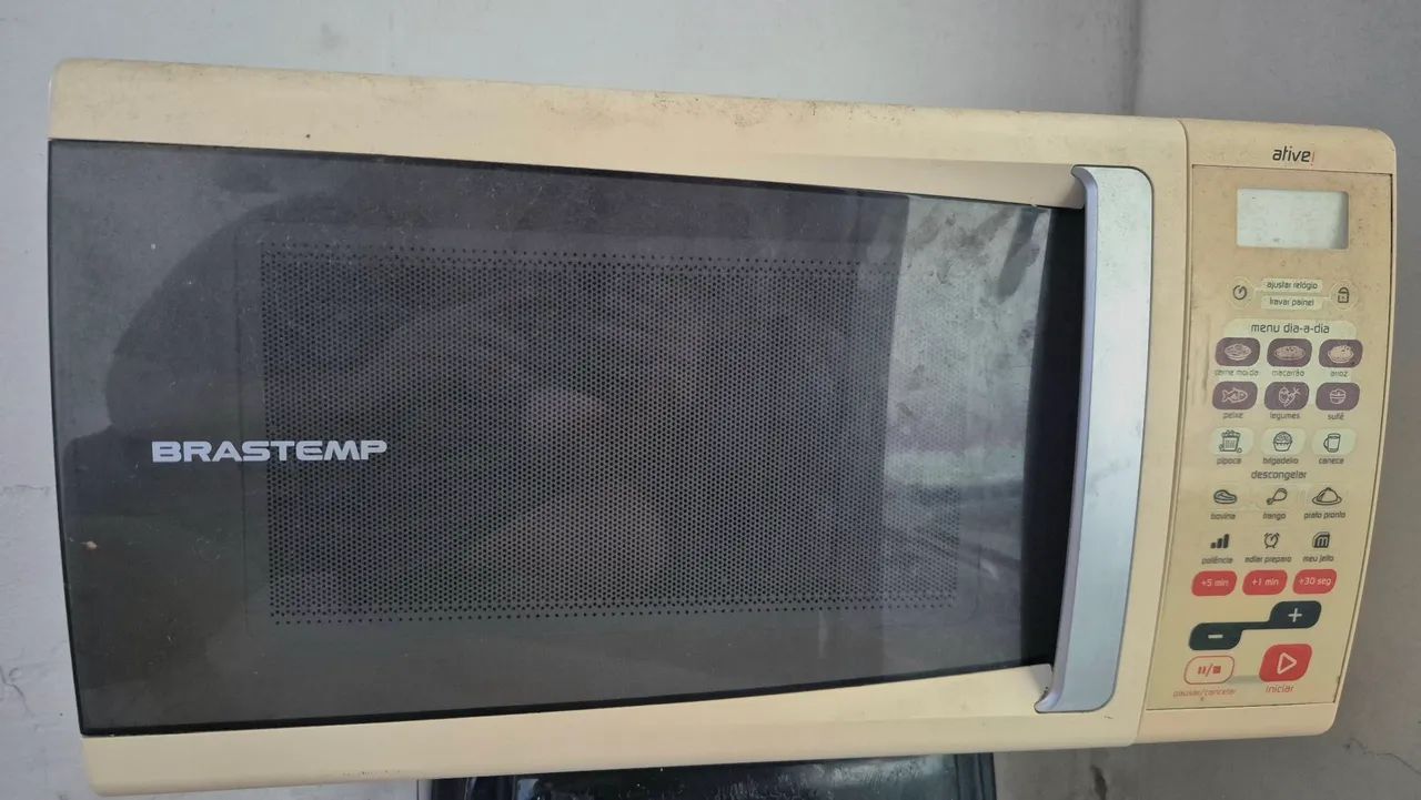 MICRO-ONDAS BRASTEMP 22L (USADO)