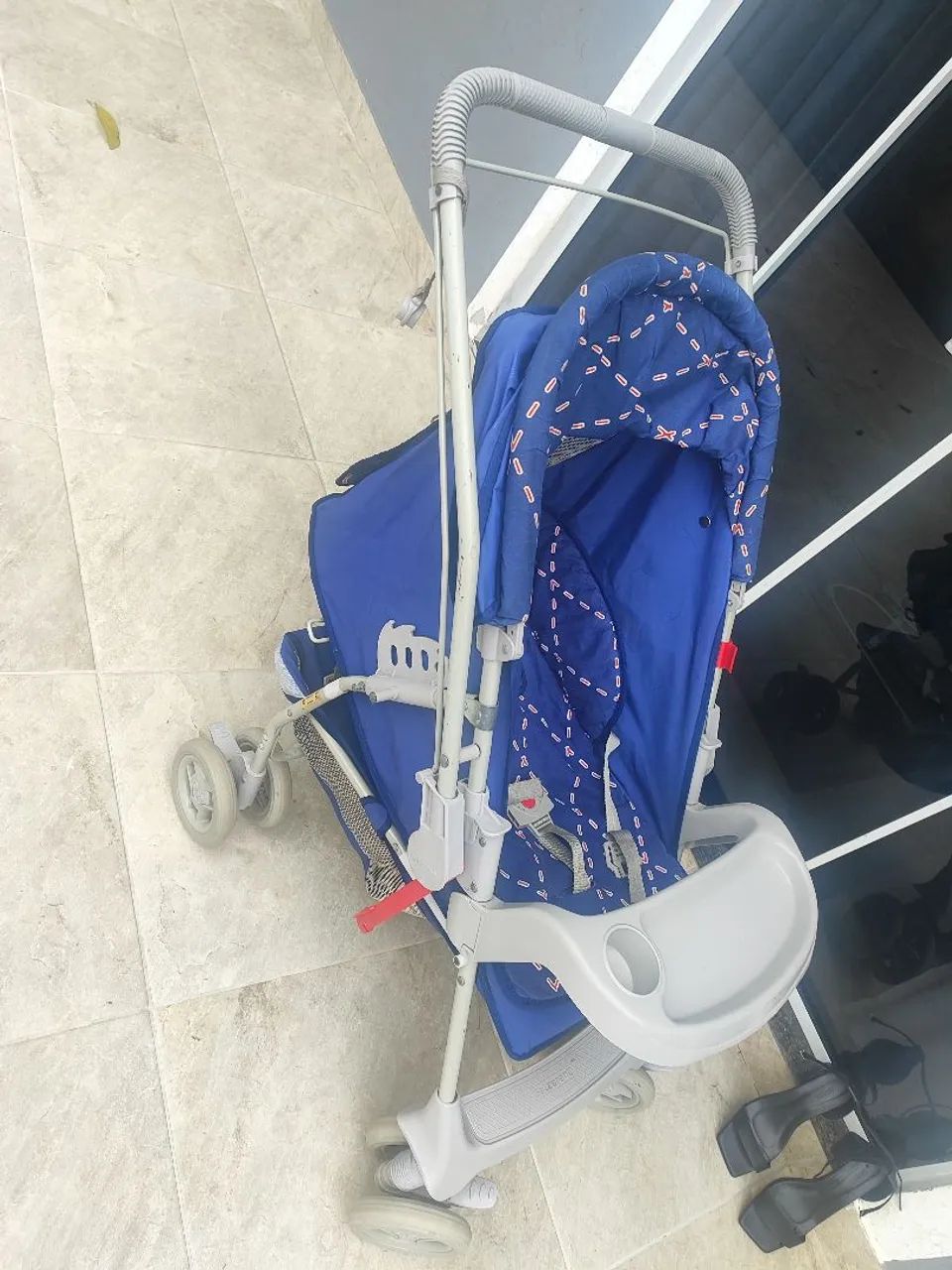 Vendo carrinho de bebe