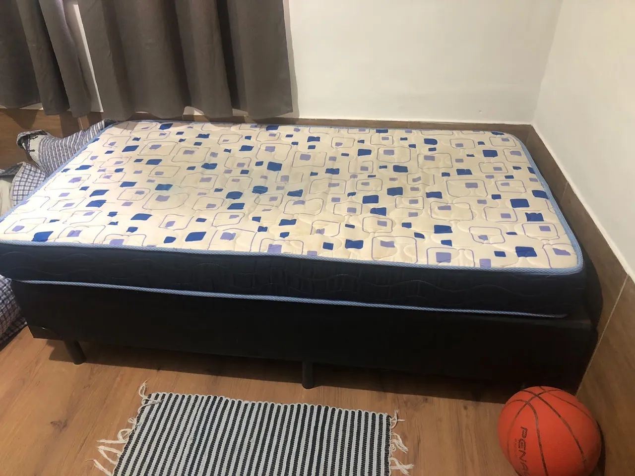 Cama box + colchão 