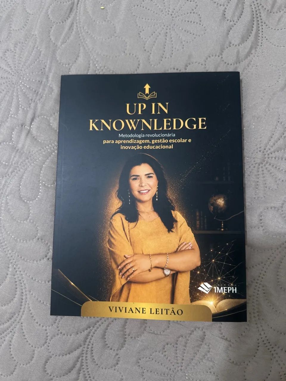 Livro Up In Knownledge - Foto 4