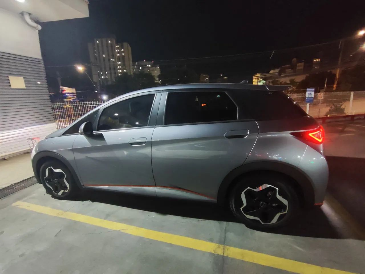 BYD Dolphin EV (Elétrico) 2025 - Foto 2