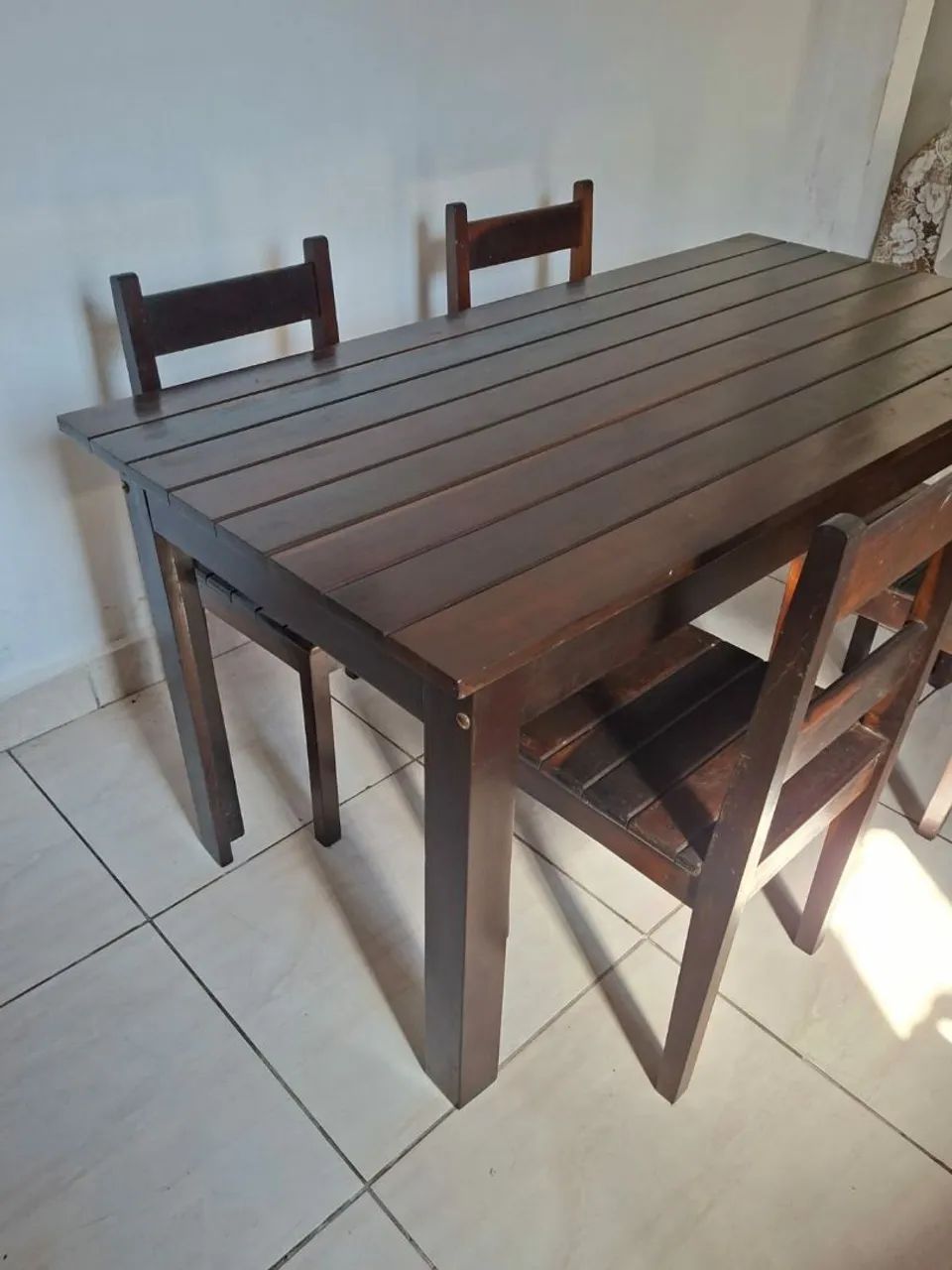 Mesa De Madeira 4 Cadeiras - Foto 4