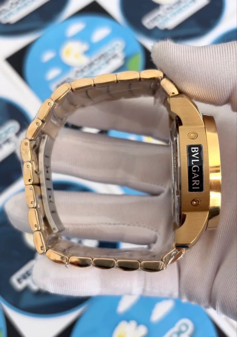 RELOGIO BV AUTOMÁTICO DOURADO E FUNDO PRETO - Foto 3