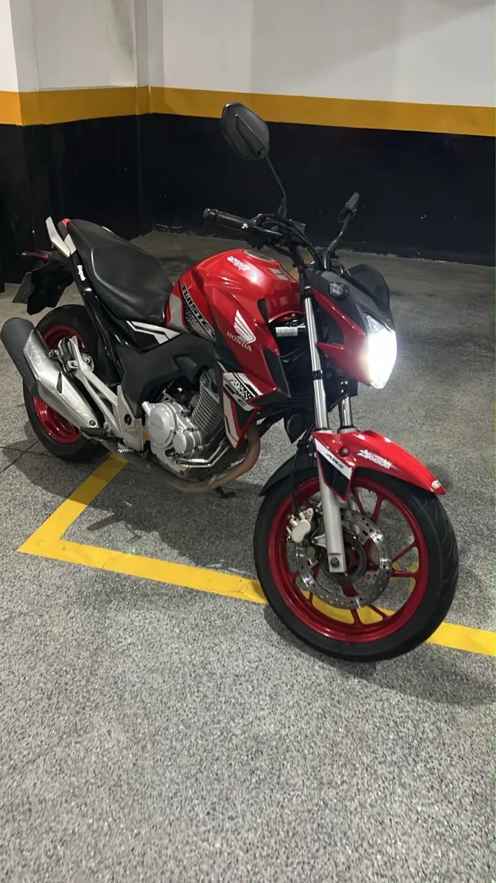 Cb Twister 2021/2021 com abs chave reserva e manual.