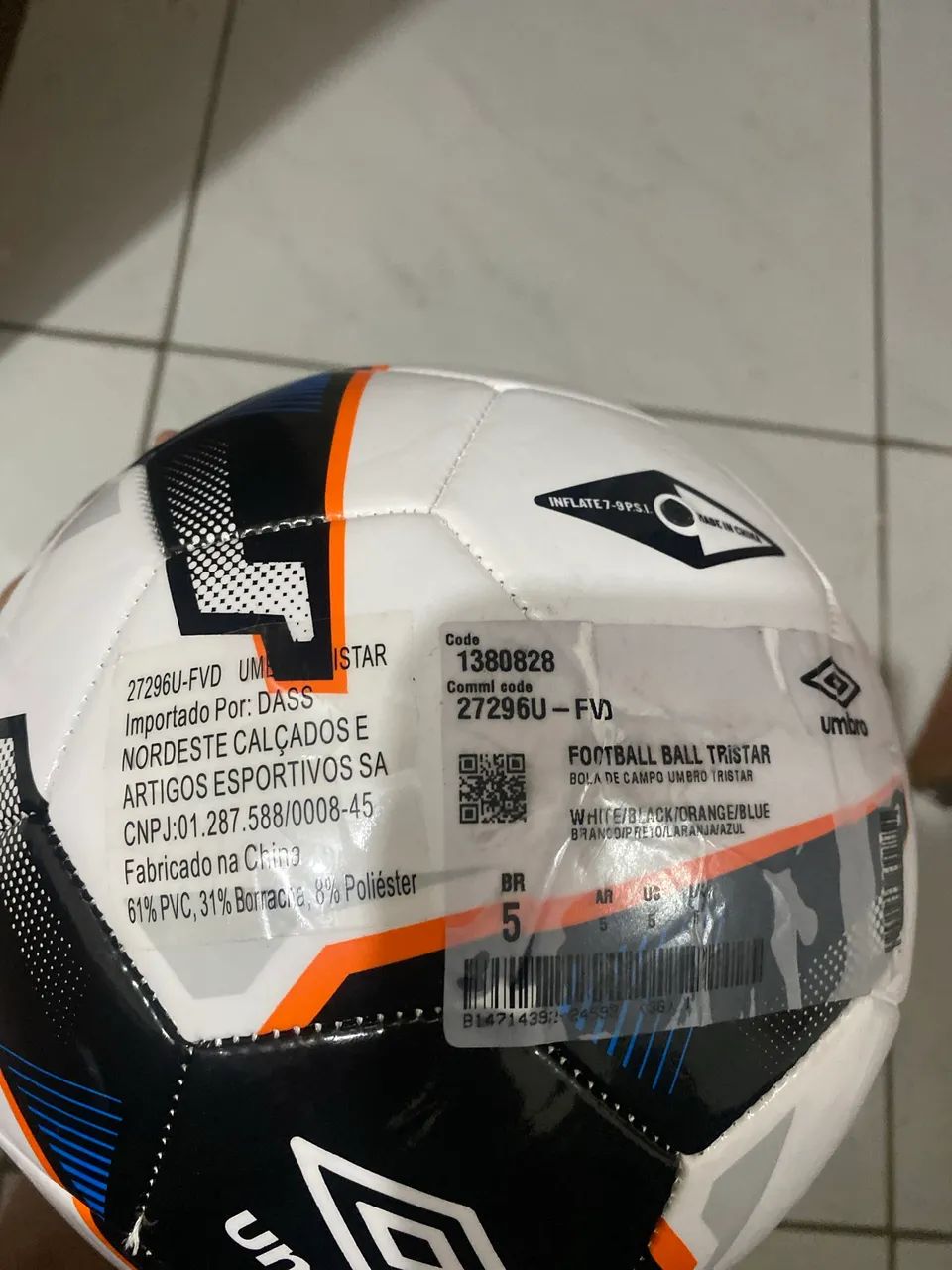 Bola umbro triscar
