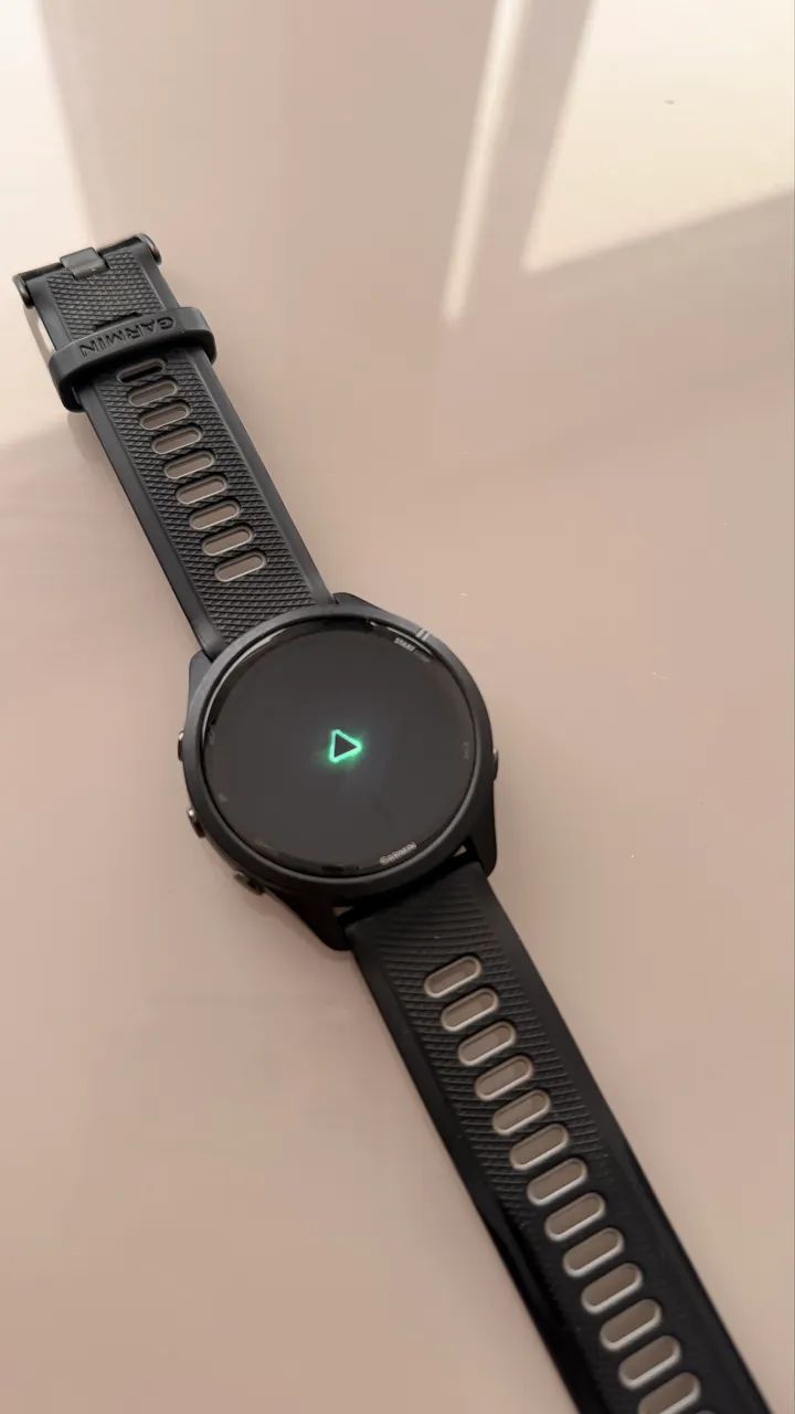 Relógio Smartwatch Garmin Forerunner 265 Preto - Foto 2