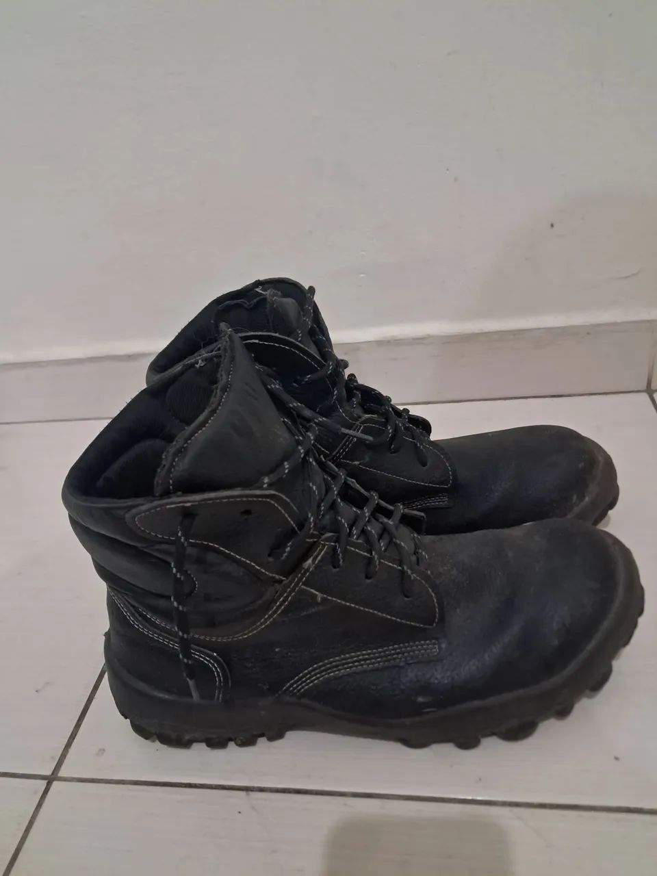 Bota masculina 