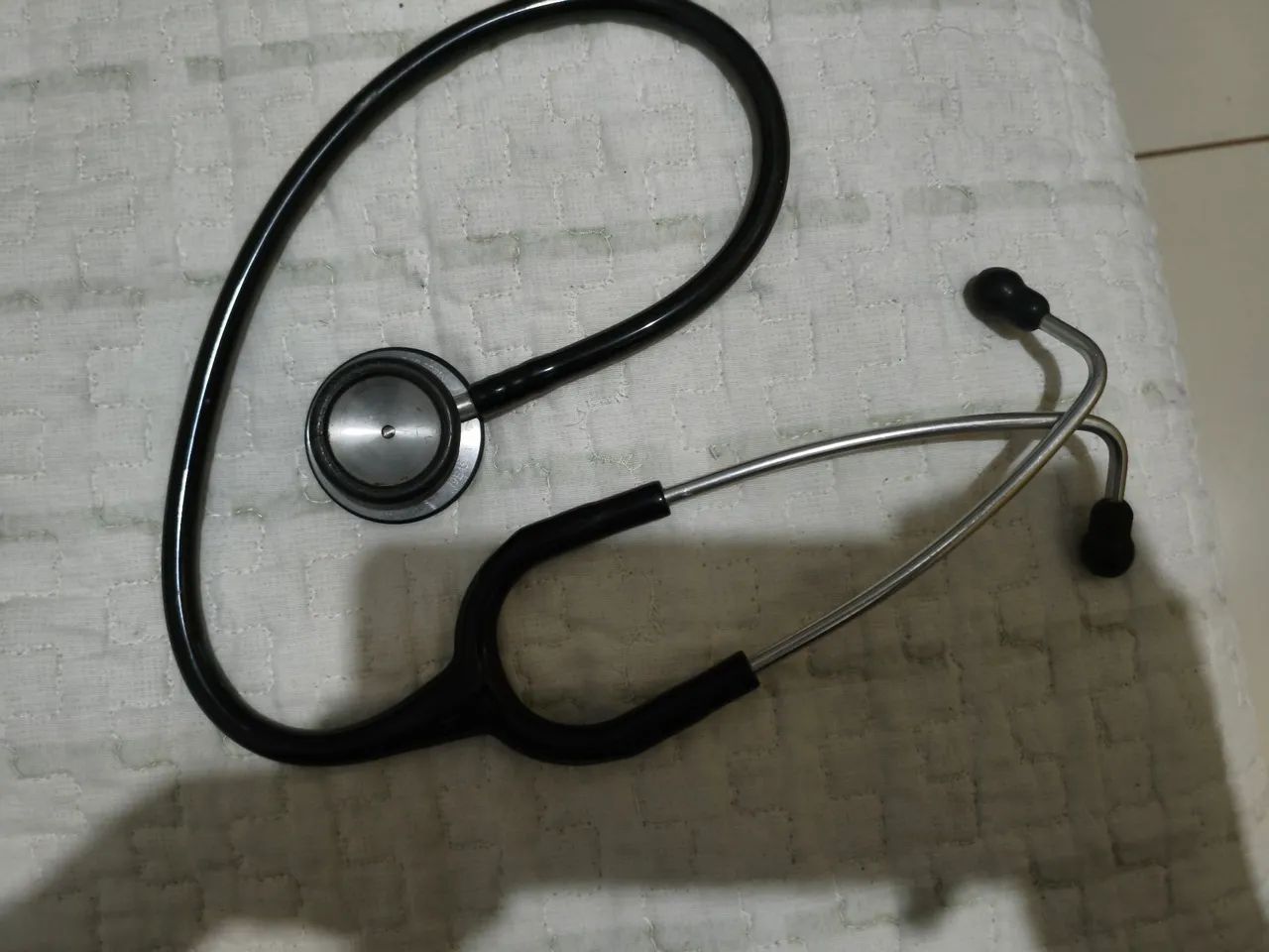 Estetoscópio Littmann classic 2 - preto básico  - Foto 3