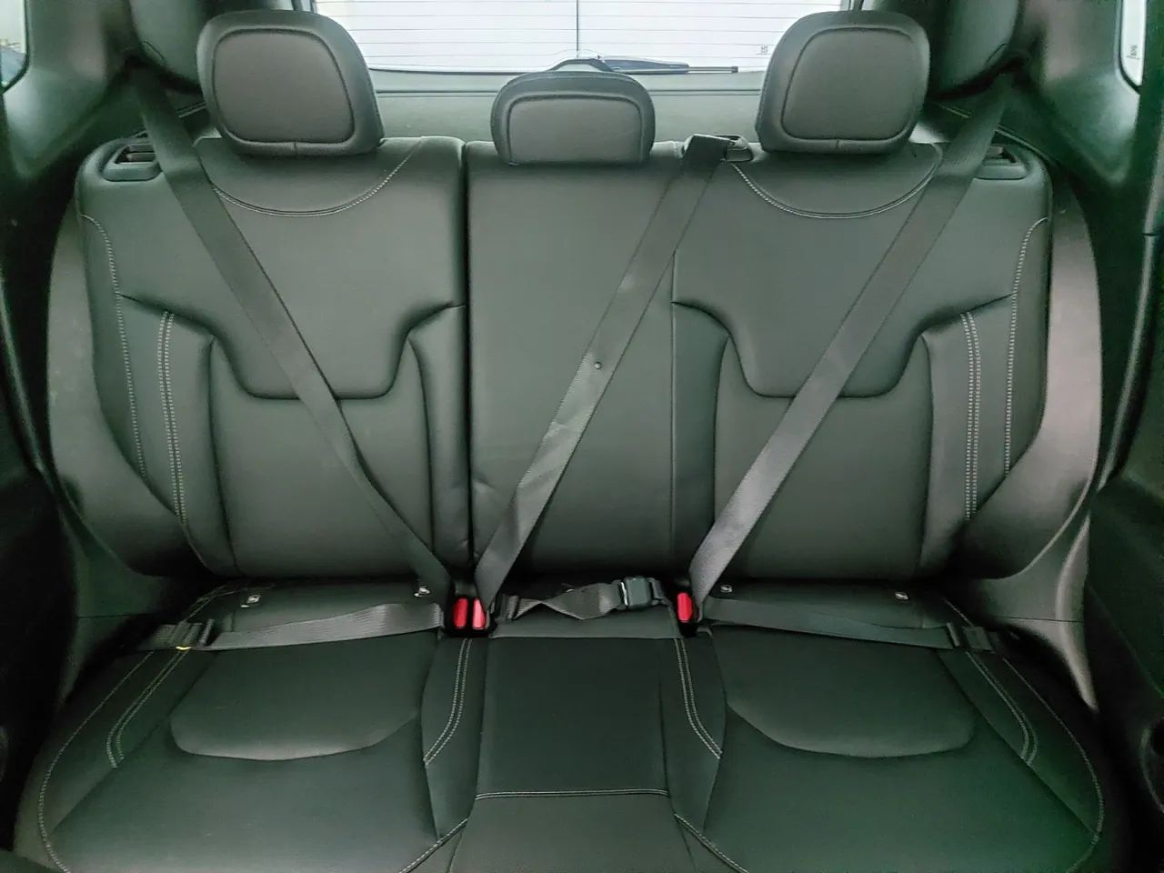 Jeep Renegade Long. T270 1.3 TB 4x2 Flex Aut., foto 18 de 18