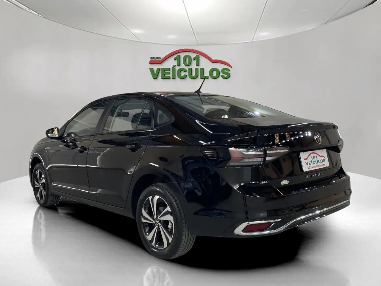Volkswagen Virtus Comfort. 200 TSI 1.0 Flex 12V AUT 2024 - Foto 4