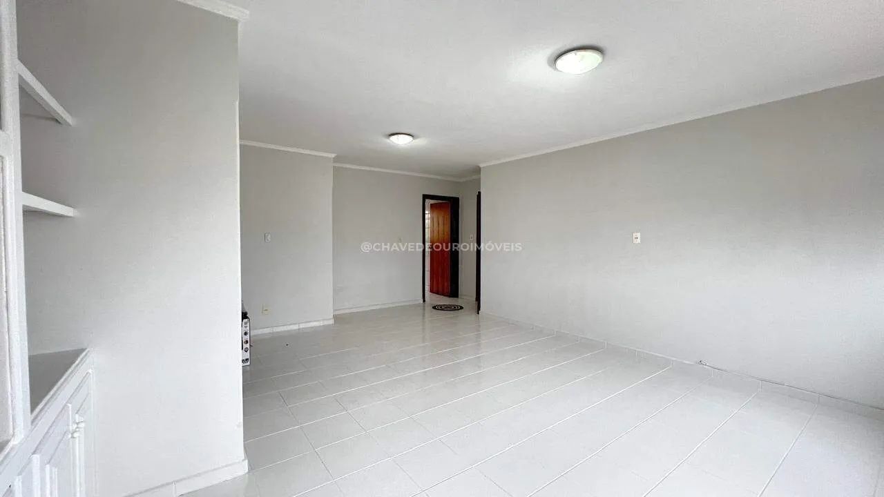 Casa à venda no bairro Abadia. - Foto 3