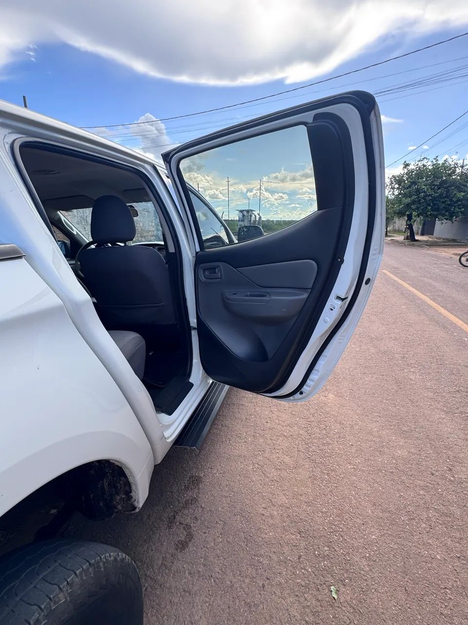 Mitsubishi L200 2022