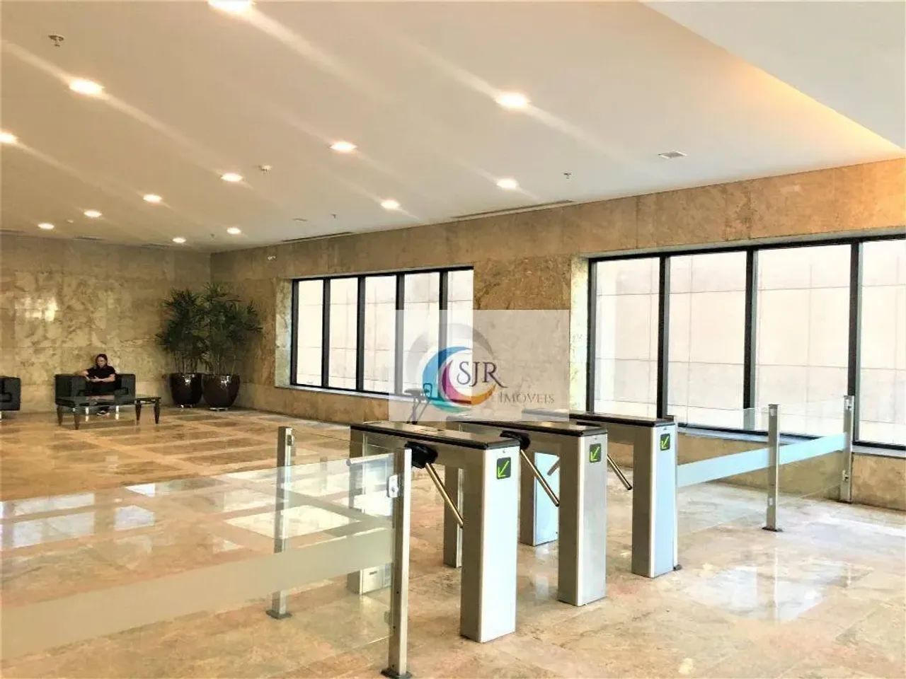 Conjunto comercial 359,14m² -10 Vagas de Garagem-5 Banheiros e Copa; - Foto 4
