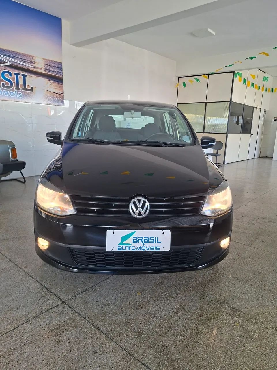 Volkswagen Fox Fox 1.6 Mi Total Flex 8V 5p 2014