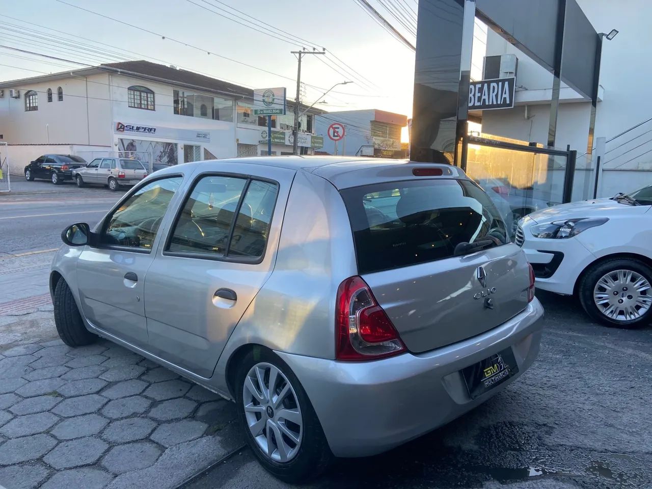 Renault Clio Rn/alize/expr./1.0 Hi-power 16V 5P 2014 - Foto 4