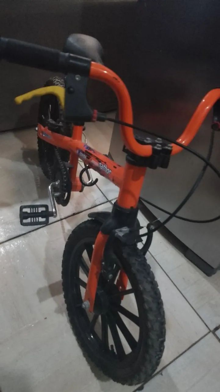 Bicicleta infantil aro 16 - Foto 5