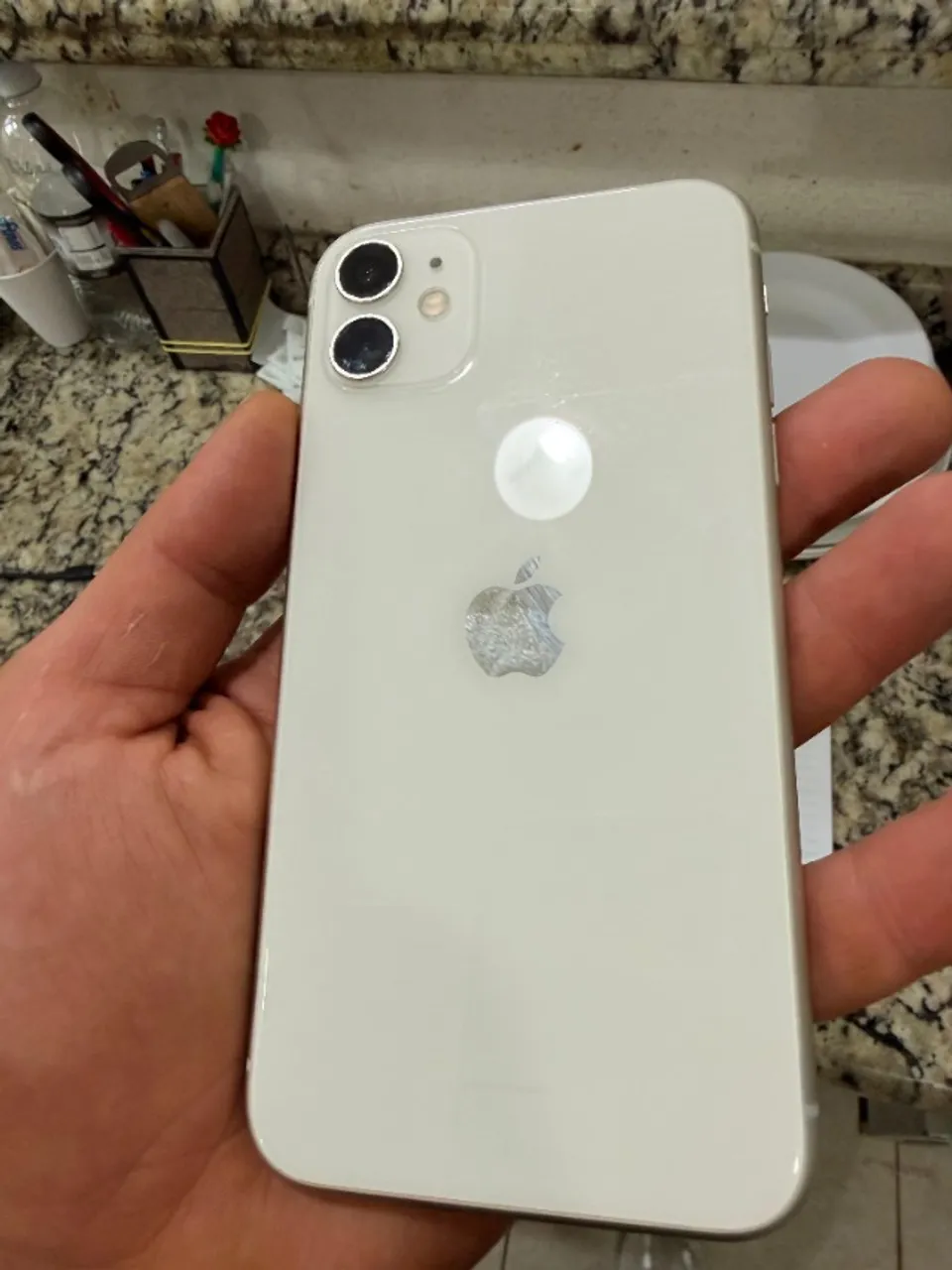 iPhone 11 - 256gb (verde) bom estado - Celulares e Smartphones