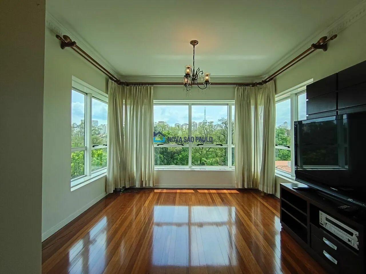 Amplo Apartamento, 04 vagas - Próximo Parque da Aclimação. - Foto 5