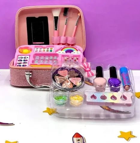 Kit Maquiagem E Unhas Make Up Series Sereia Maleta Glitter - Foto 2