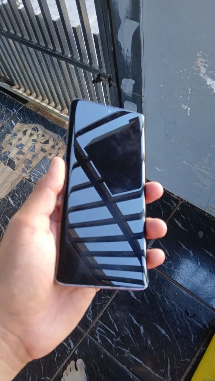 Moto edge 50 pro - Foto 2