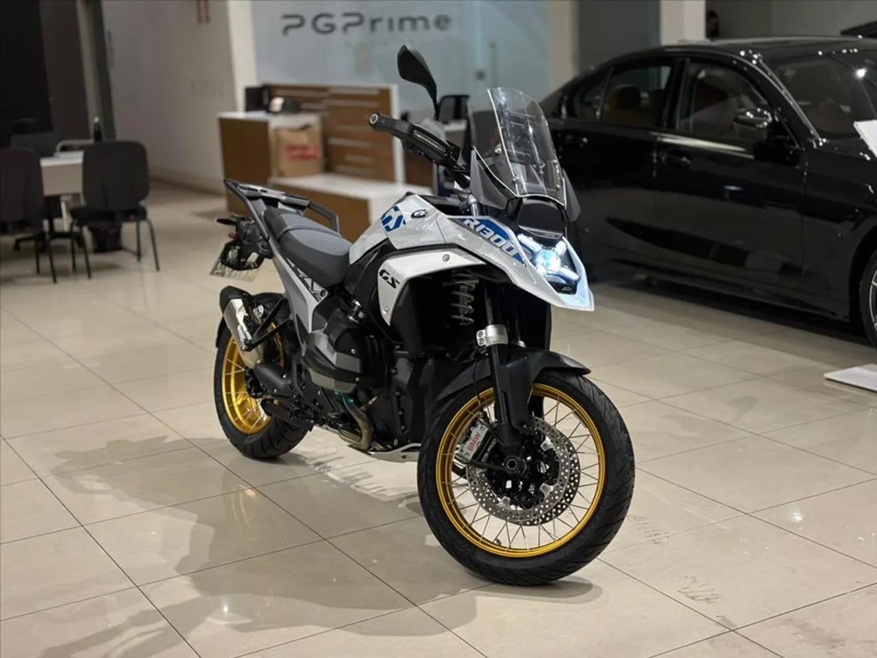 BMW R 1300 GS PLUS