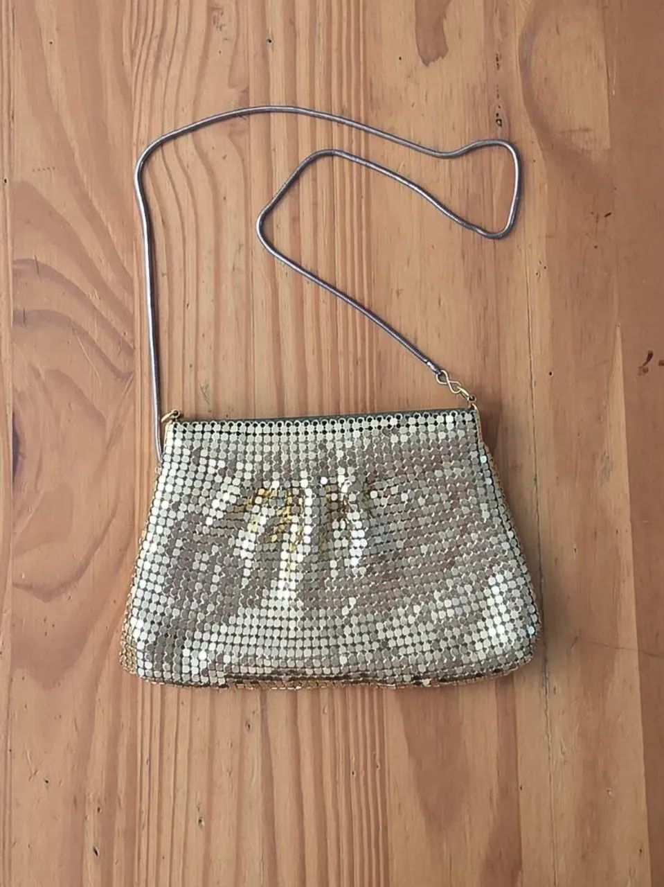 Bolsa  Vintage De Malha Metal Dourada