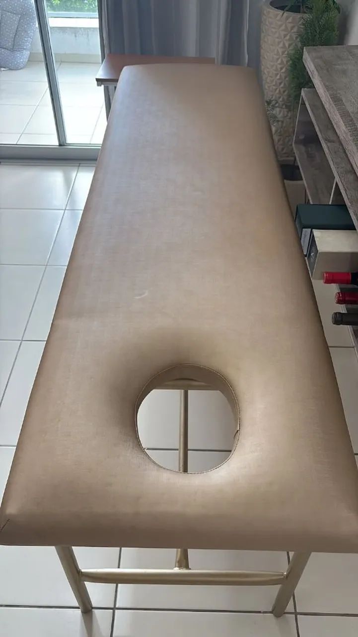 Cama de massagem 