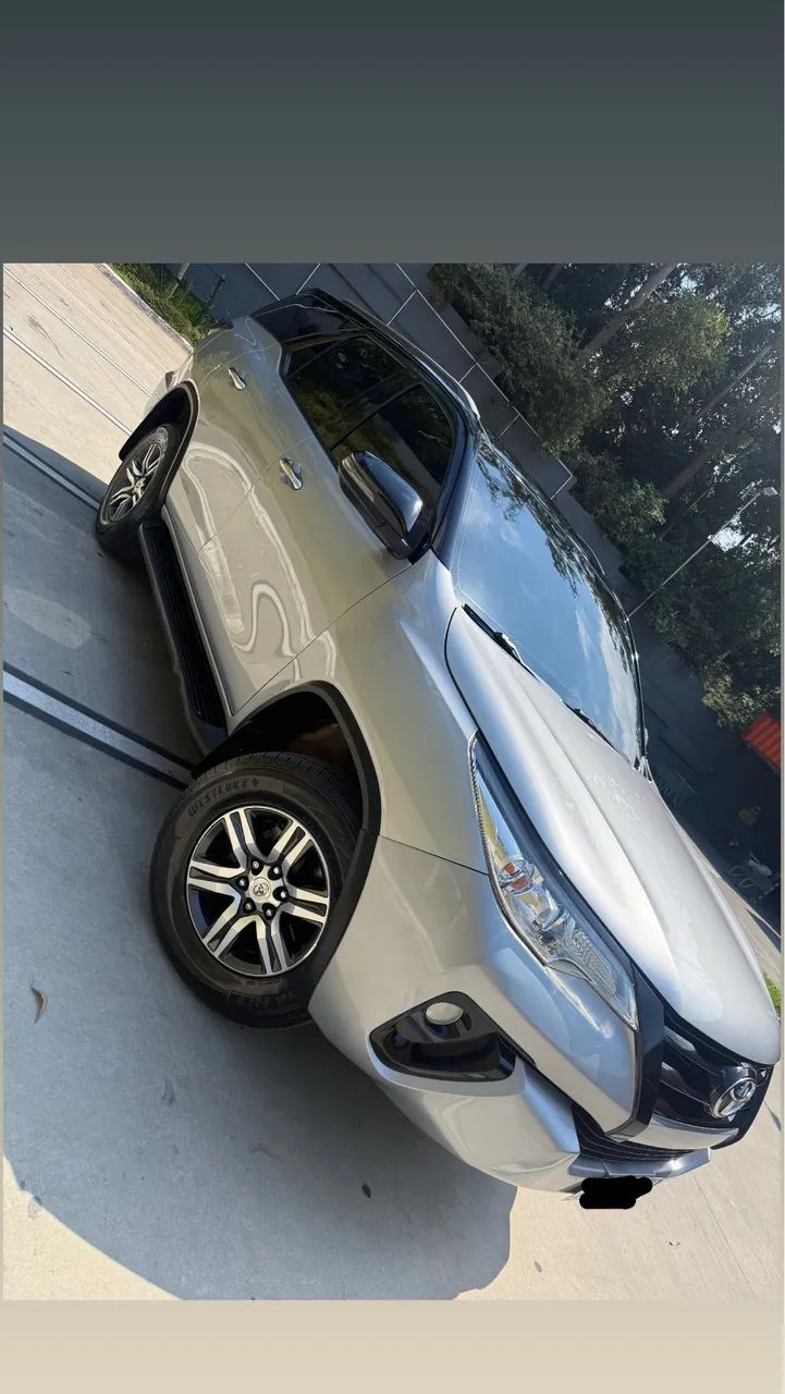 Toyota Hilux SW4 SRV 4X2 2.7 Flex 16V Aut. 2018