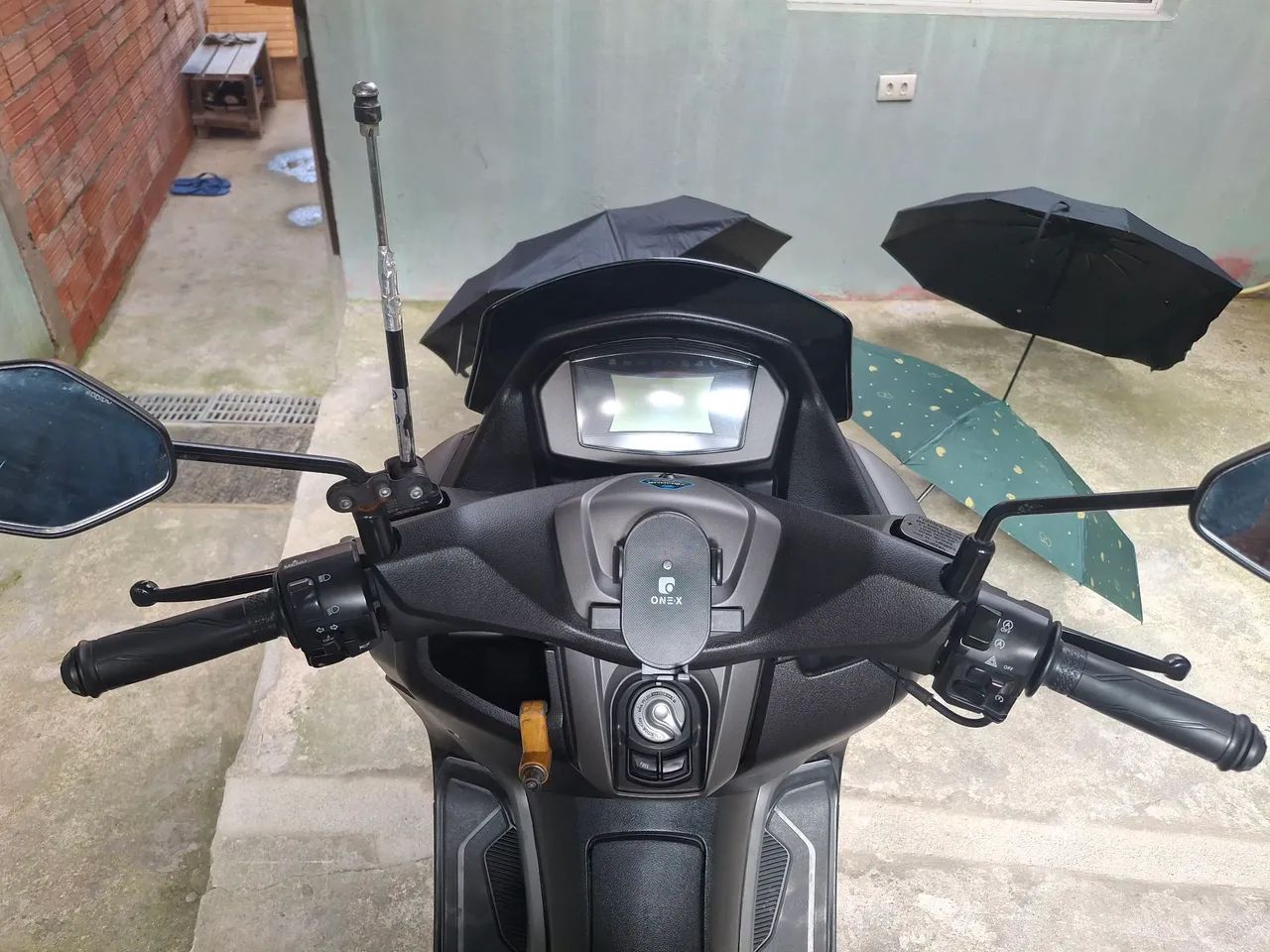 Vendo Nmax160 Se connected com 28 km - Foto 4