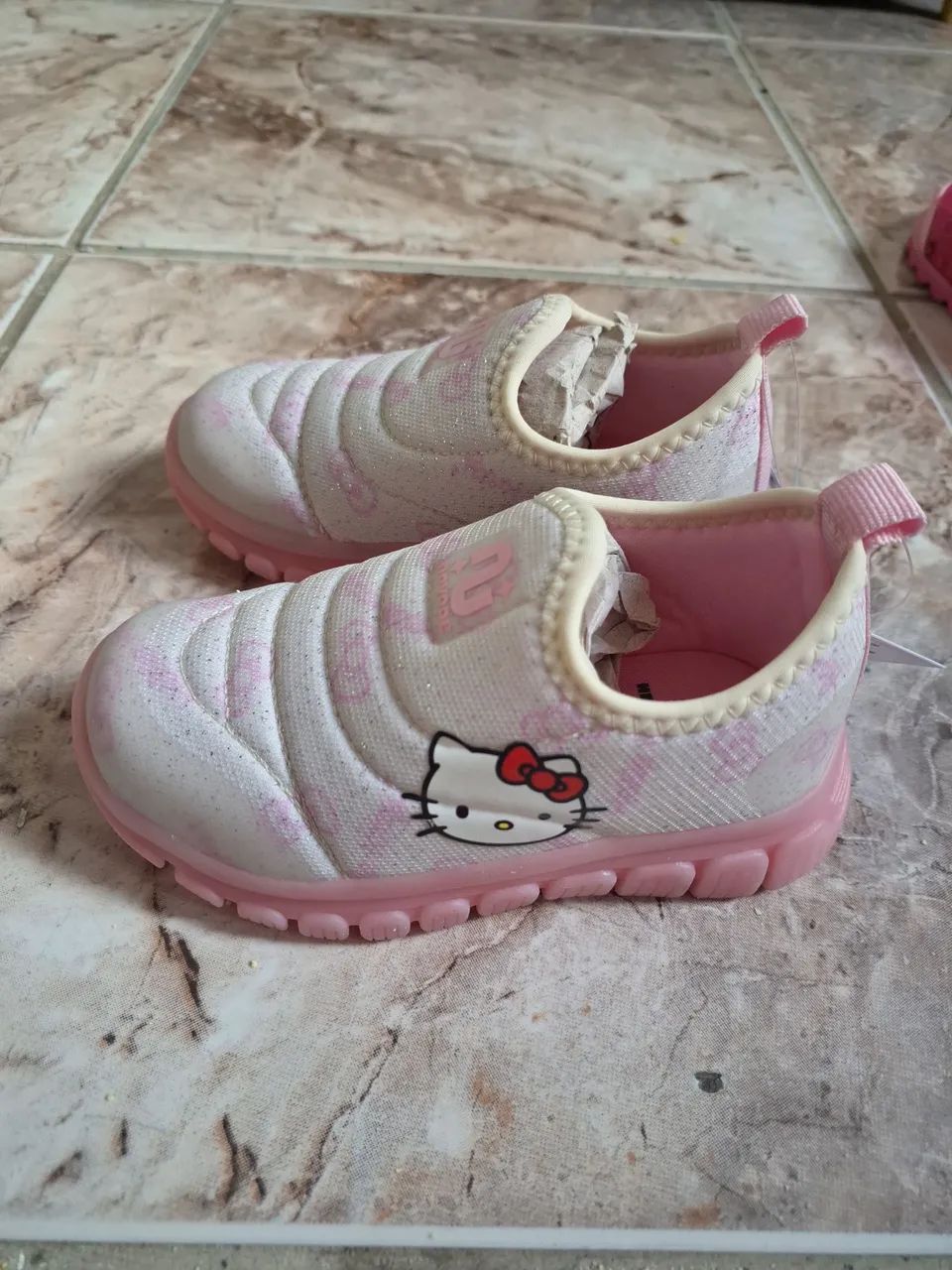 tênis hello kitty