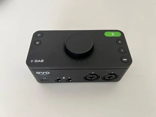 Interface De Áudio Usb Audient Evo 4 2x2