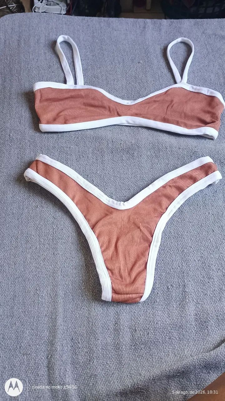 Biquíni feminino 