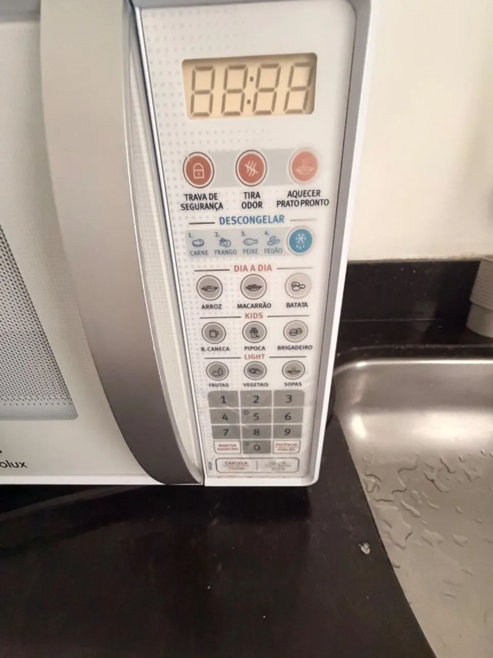 Microondas Eletrolux 20L 220v - Foto 3