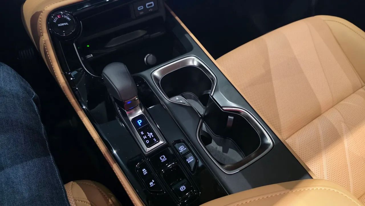 Lexus NX-450h+ AWD 2.5 16V Aut. (Híbrido), foto 12 de 14