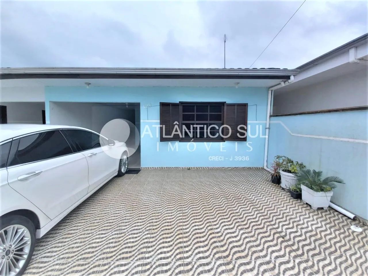 Casa perto do mar com 2 quartos e piscina no GAIVOTAS, MATINHOS - PR - Foto 2