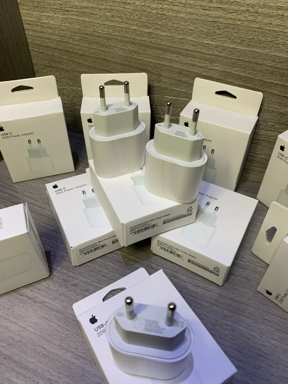 Fonte Carregador Para IPhone  USB-C 20W - Foto 4
