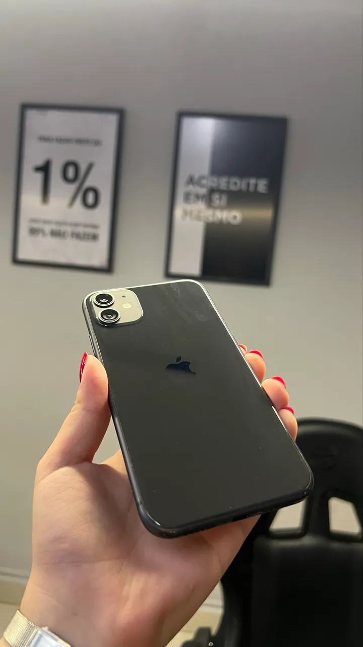 iPhone 11 128GB sem detalhes  - Foto 5