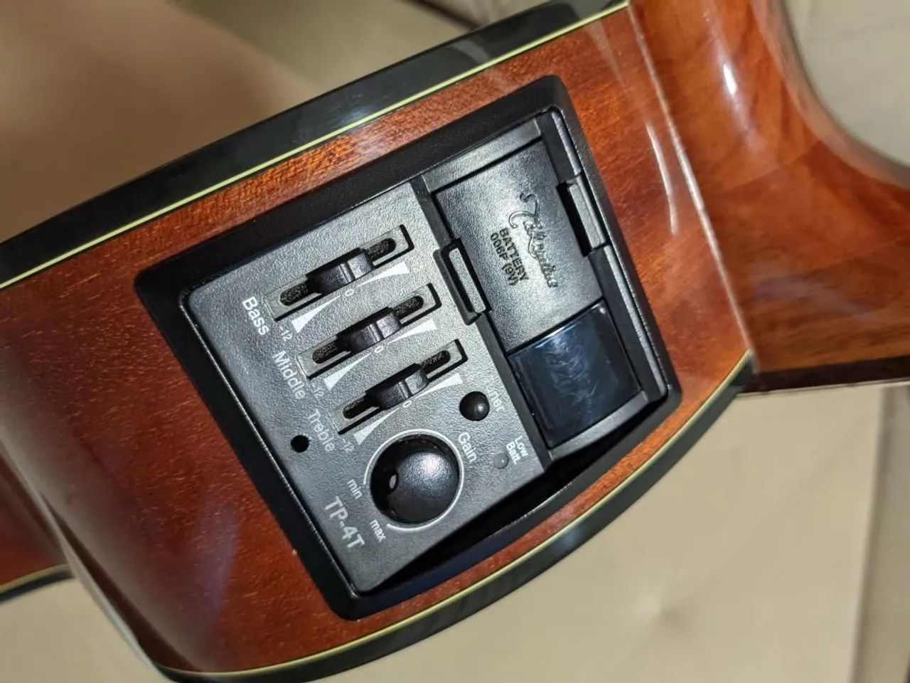 VIOLAO TAKAMINE GC3 - Foto 4