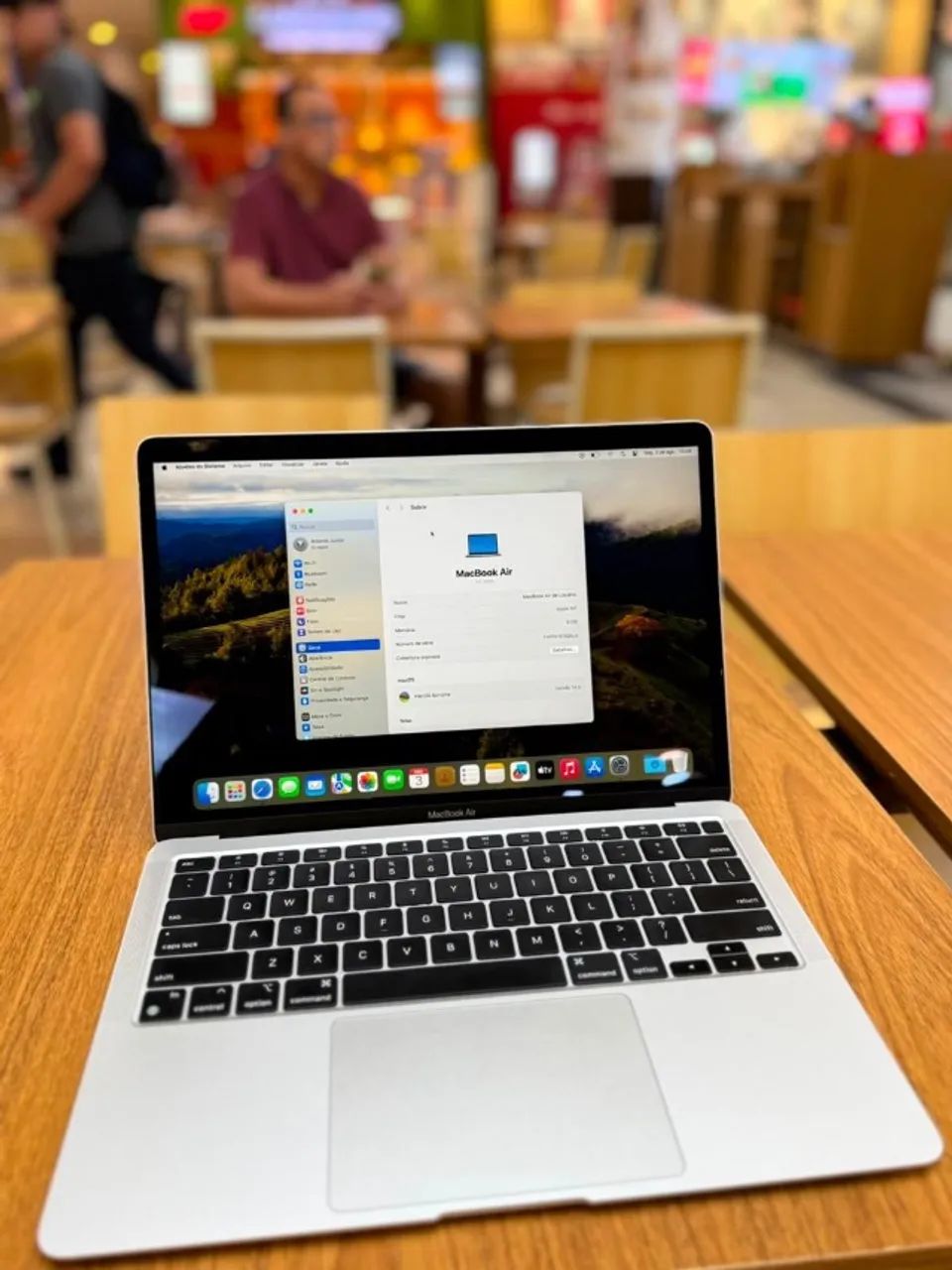 Mac Book M1 2020