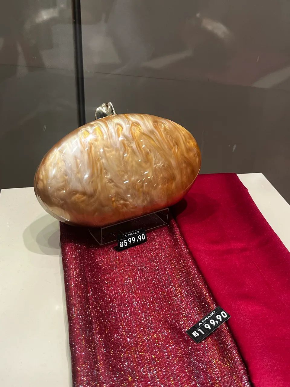 bolsa clutch rígida oval champanhe - Foto 2