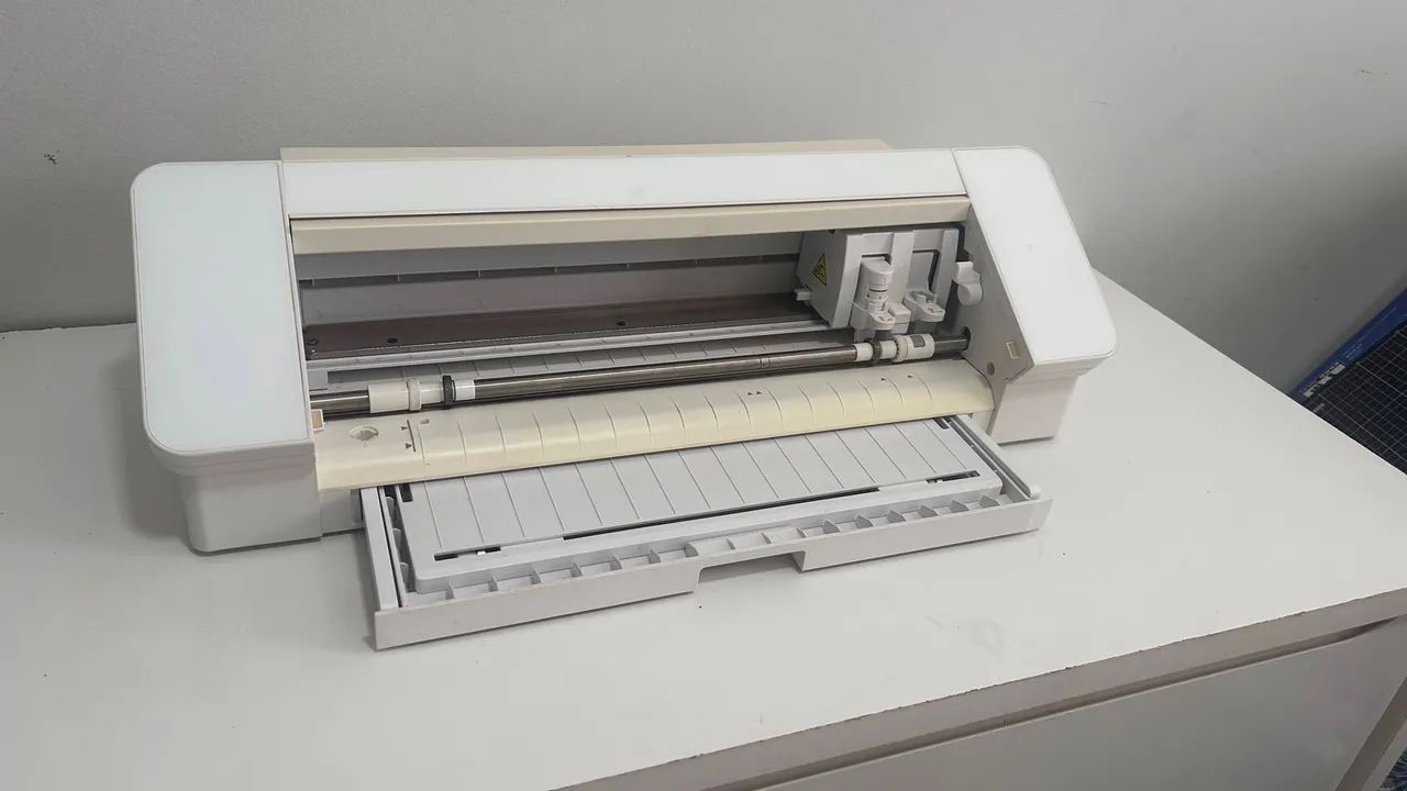 Silhouette Cameo 4 - Plotter de recorte
