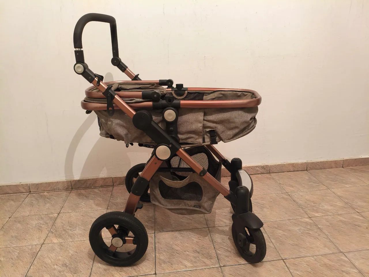 Carrinho de Bebê "Moisés" Baby Gold 