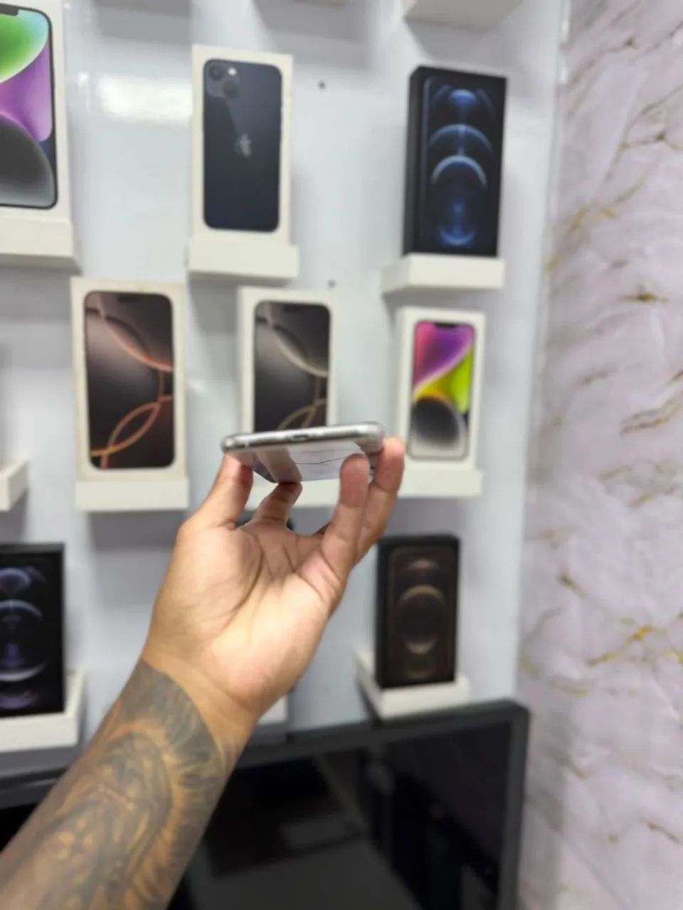IPHONE XS MAX 64GB<br>R$ 950,00 - Foto 4