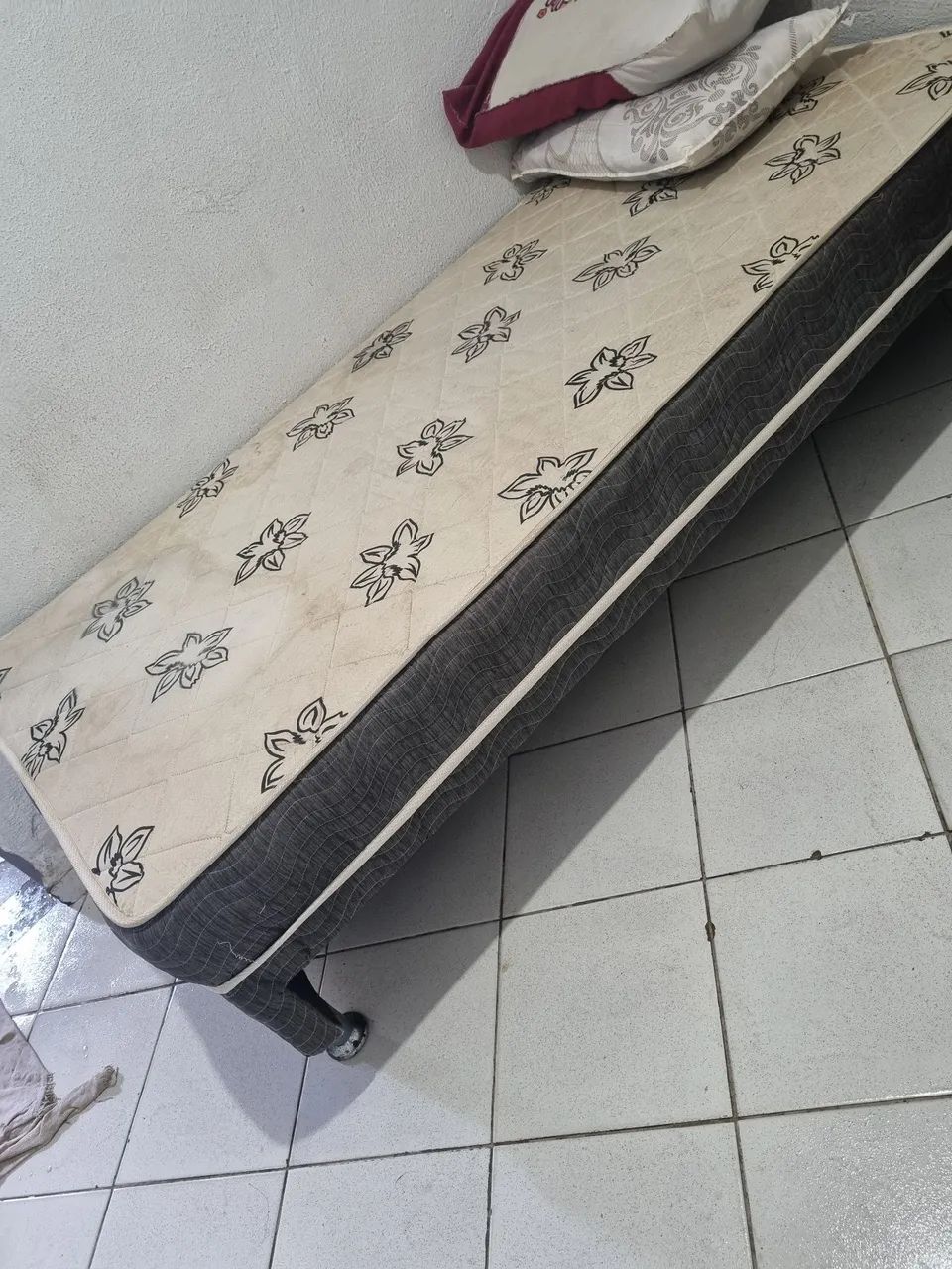 Cama de solteiro 