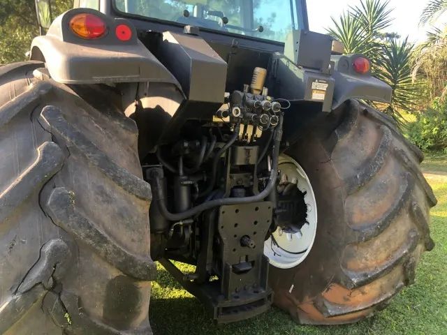 TRATOR VALTRA BH180 - Foto 4