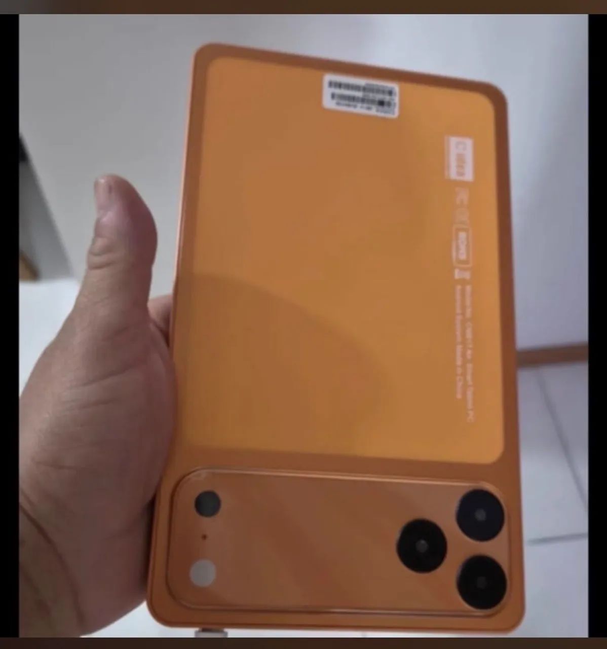 Tablet Lenovo Idea Tab com Capa Teclado e Caneta 